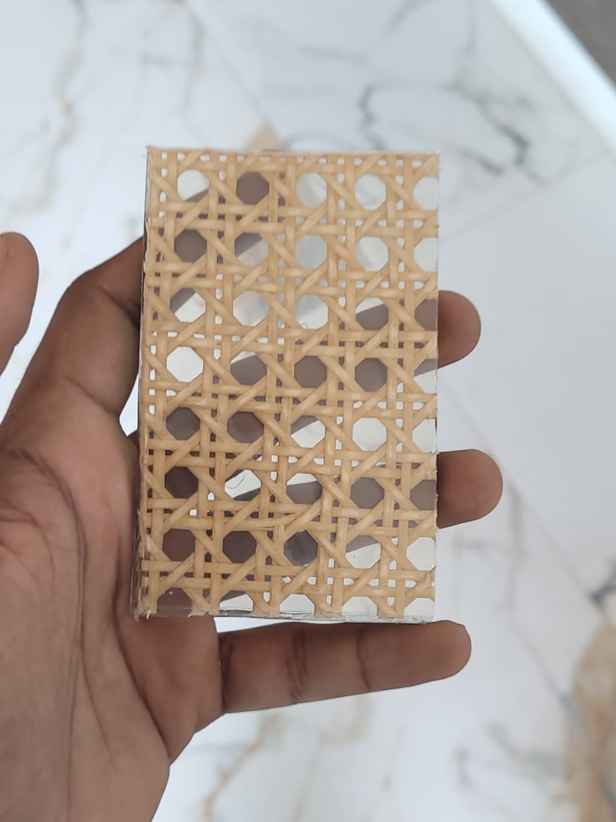 Open cane pattern — An open, octagonal cane-style pattern.